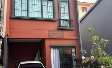 For rent 3 bedrooms townhouse in Bang Phli, Samut Prakan