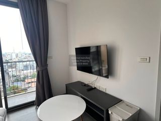 Wohnung zur Miete mit 1 Zimmer in Khlong San, Bangkok