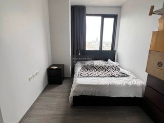 Wohnung zur Miete mit 1 Zimmer in Khlong San, Bangkok