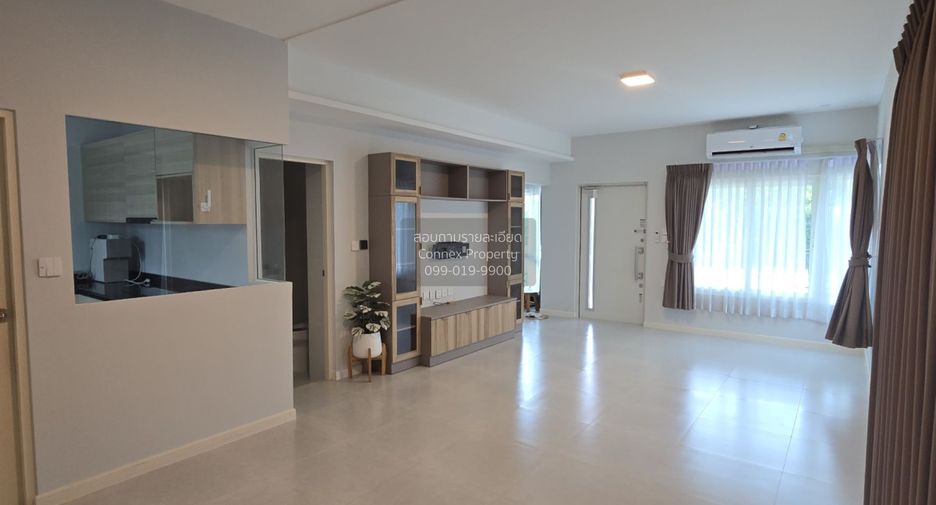 Casa en alquiler de 3 habitaciones en Pak Kret, Nonthaburi