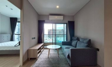 À louer 2 chambres condo à Watthana, Bangkok
