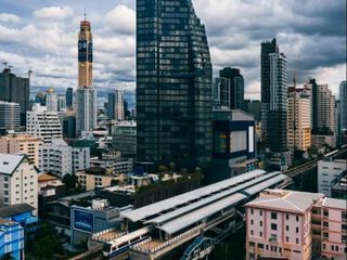 For rent 2 bedrooms condo in Ratchathewi, Bangkok