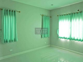 出租 4 卧室 独立屋 在 Bang Phli, Samut Prakan