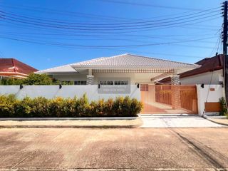 Casa en alquiler de 3 habitaciones en Thalang, Phuket
