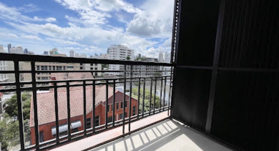 For rent 1 bed condo in Watthana, Bangkok