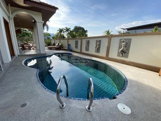 Haus zur Miete mit 5 Zimmer in Kathu, Phuket