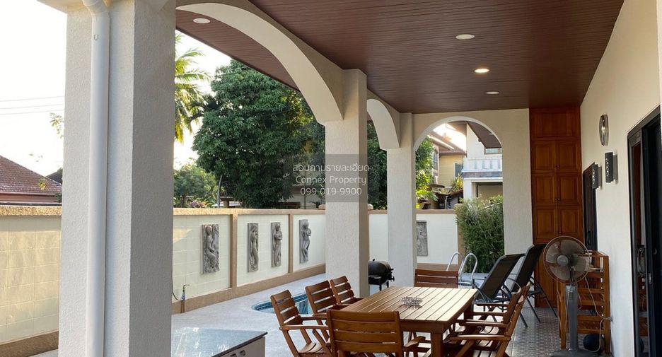 Haus zur Miete mit 5 Zimmer in Kathu, Phuket
