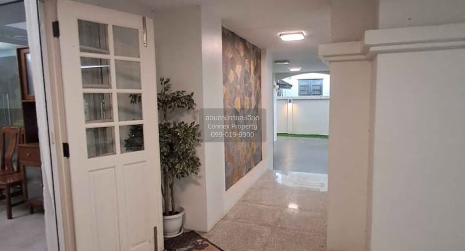 Casa en alquiler de 7 habitaciones en Bang Khae, Bangkok