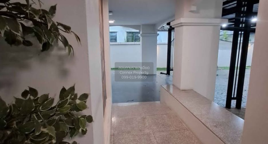 Casa en alquiler de 7 habitaciones en Bang Khae, Bangkok
