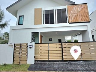 À louer 3 chambres maison à Mueang Phuket, Phuket