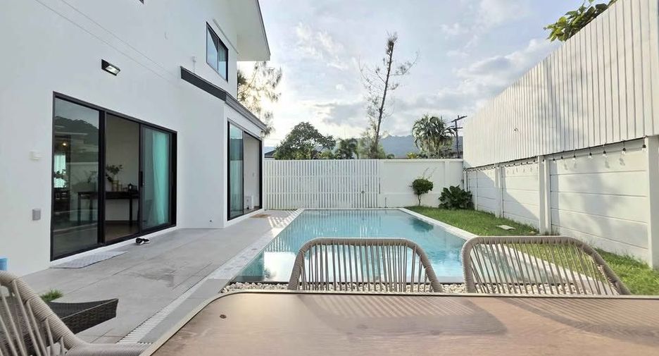 À louer 3 chambres maison à Mueang Phuket, Phuket