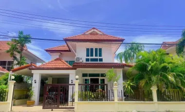 Casa en alquiler de 3 habitaciones en Mueang Krabi, Krabi