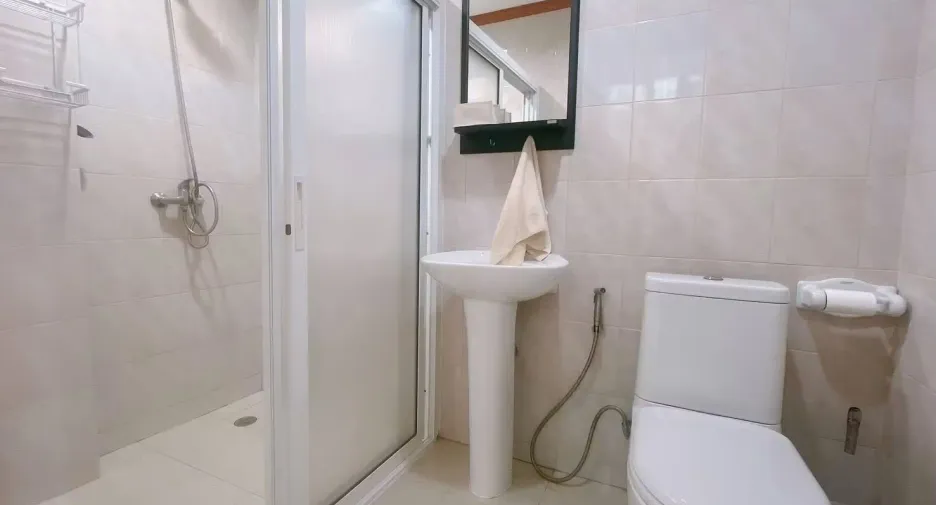 Casa en alquiler de 3 habitaciones en Mueang Krabi, Krabi