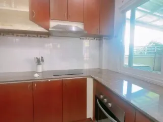Casa en alquiler de 3 habitaciones en Mueang Krabi, Krabi