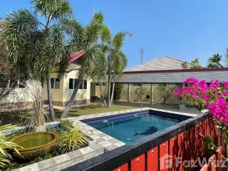 For sale 4 bedrooms villa in Cha Am, Phetchaburi