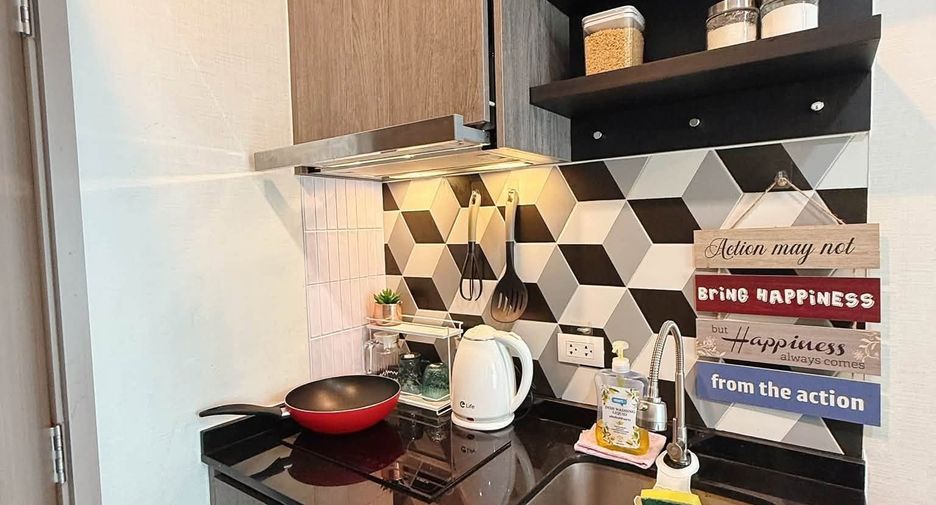 For rent 1 bed condo in Watthana, Bangkok