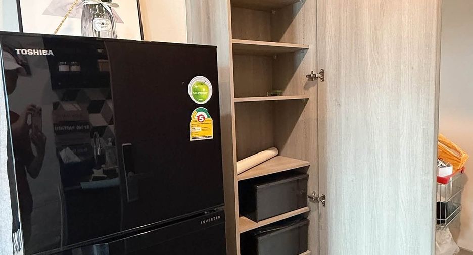 For rent 1 bed condo in Watthana, Bangkok