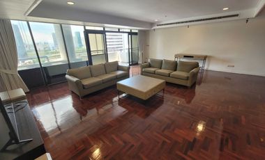 For rent 3 bedrooms condo in Watthana, Bangkok