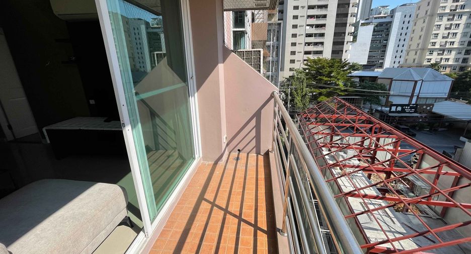 À louer 2 chambres condo à Khlong Toei, Bangkok