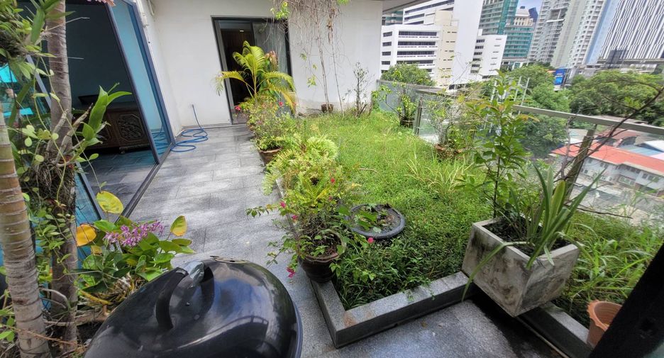 À louer 6 chambres condo à Watthana, Bangkok