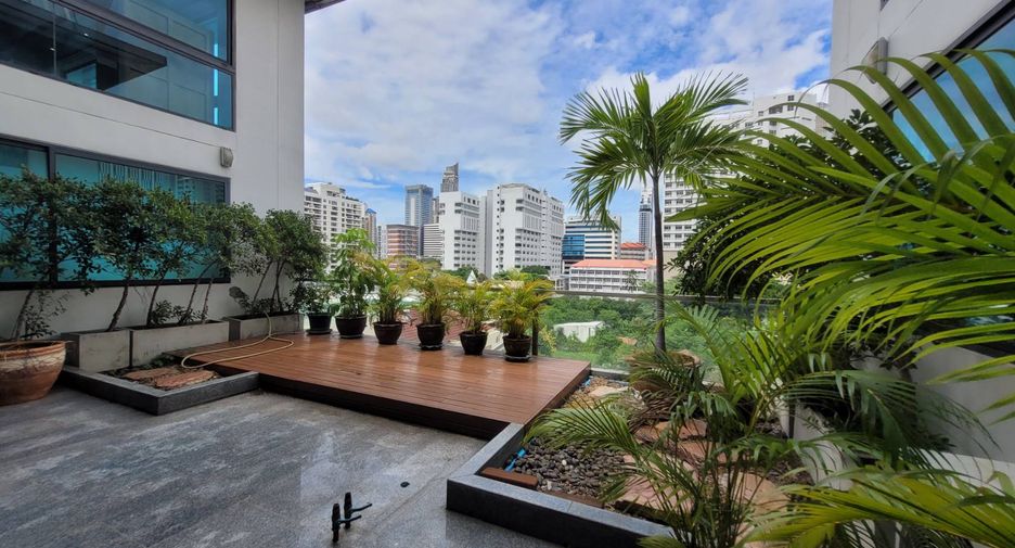 À louer 6 chambres condo à Watthana, Bangkok