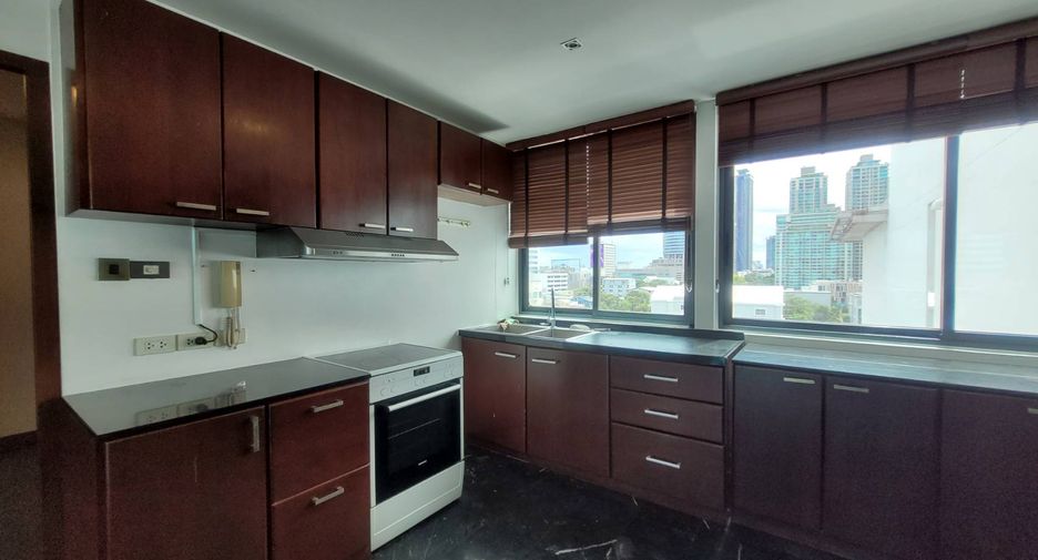 À louer 6 chambres condo à Watthana, Bangkok