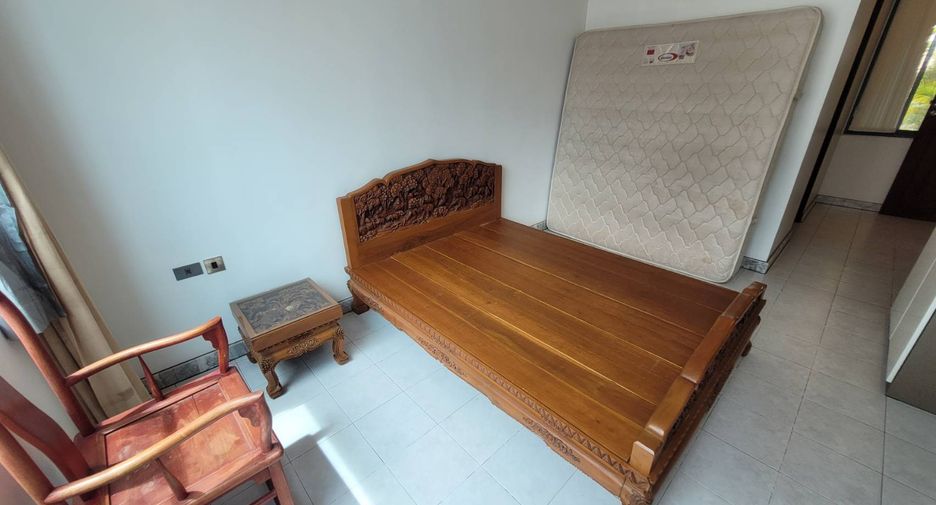 À louer 6 chambres condo à Watthana, Bangkok