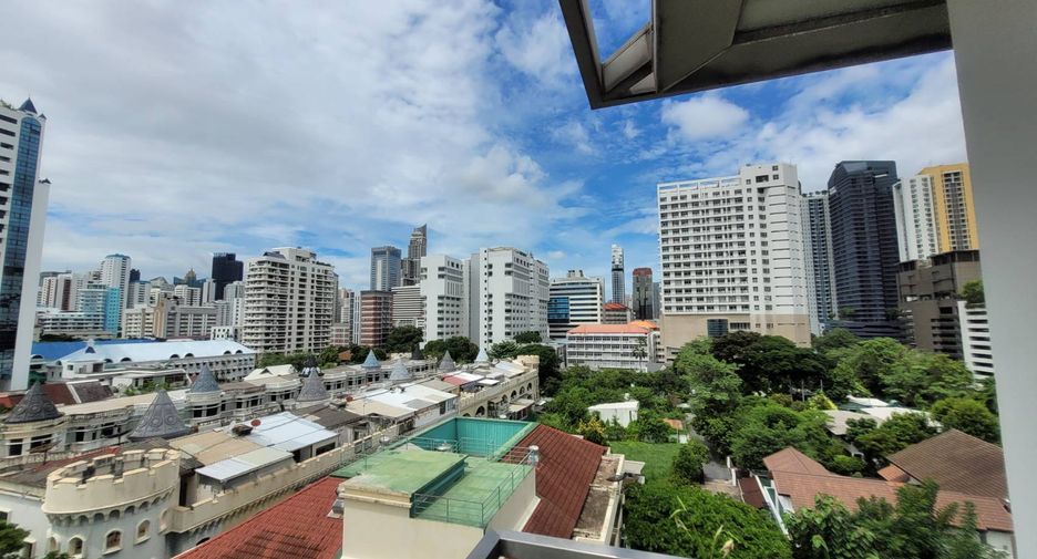 À louer 6 chambres condo à Watthana, Bangkok