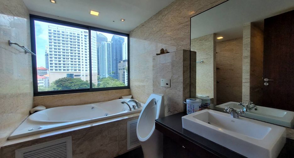 À louer 6 chambres condo à Watthana, Bangkok