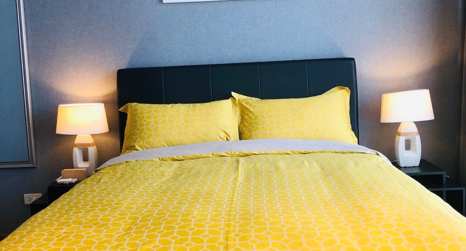 For rent 2 bedrooms condo in Khlong Toei, Bangkok