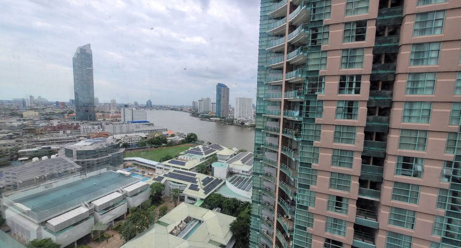 À louer 4 chambres condo à Bang Kho Laem, Bangkok