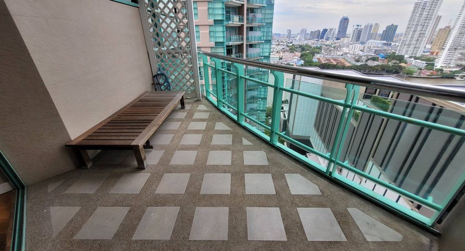 À louer 4 chambres condo à Bang Kho Laem, Bangkok