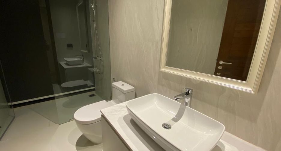 Wohnung zur Miete mit 3 Zimmer in Watthana, Bangkok
