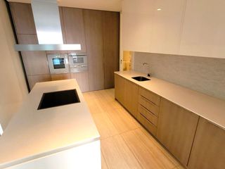 For rent 3 ベッドルーム condo in Pathum Wan, Bangkok