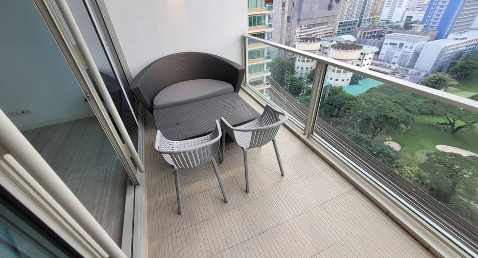 For rent 2 bedrooms condo in Pathum Wan, Bangkok