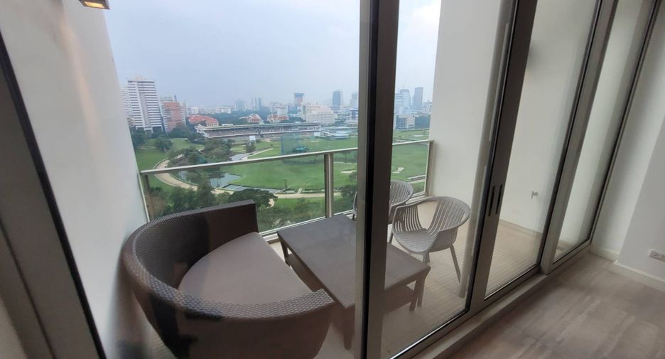 For rent 2 bedrooms condo in Pathum Wan, Bangkok