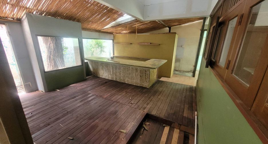 For rent 5 ベッドルーム house in Watthana, Bangkok
