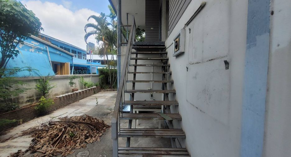For rent 5 ベッドルーム house in Watthana, Bangkok