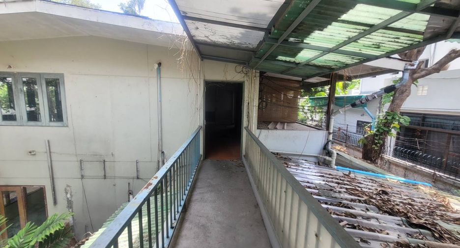 For rent 5 ベッドルーム house in Watthana, Bangkok
