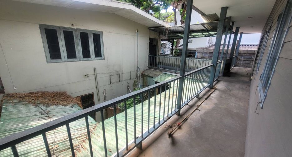 For rent 5 ベッドルーム house in Watthana, Bangkok