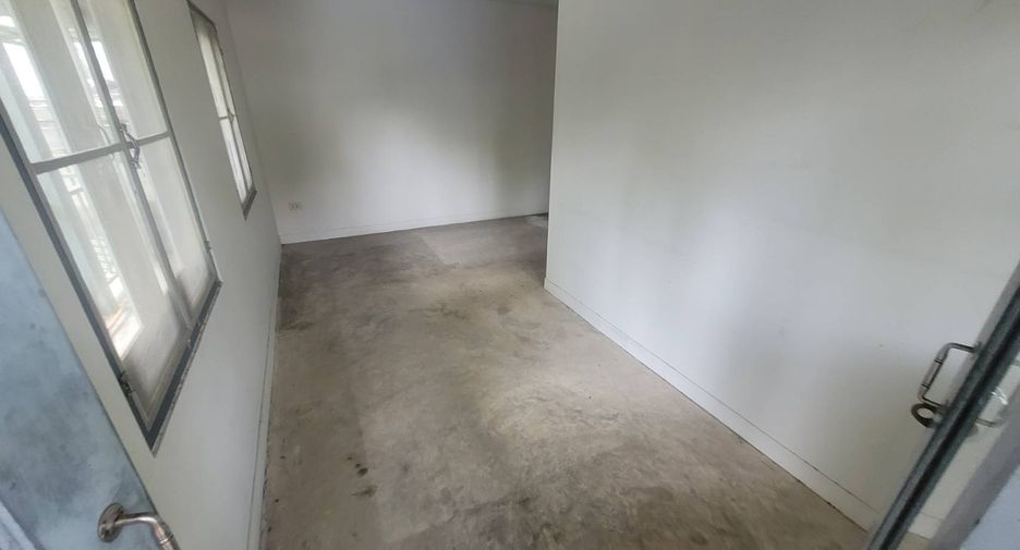 For rent 5 ベッドルーム house in Watthana, Bangkok