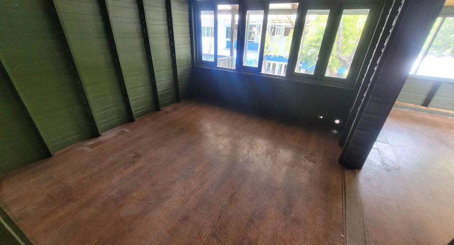 For rent 5 ベッドルーム house in Watthana, Bangkok