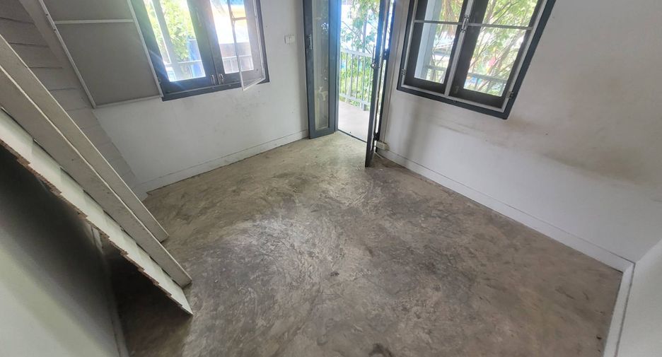 For rent 5 ベッドルーム house in Watthana, Bangkok