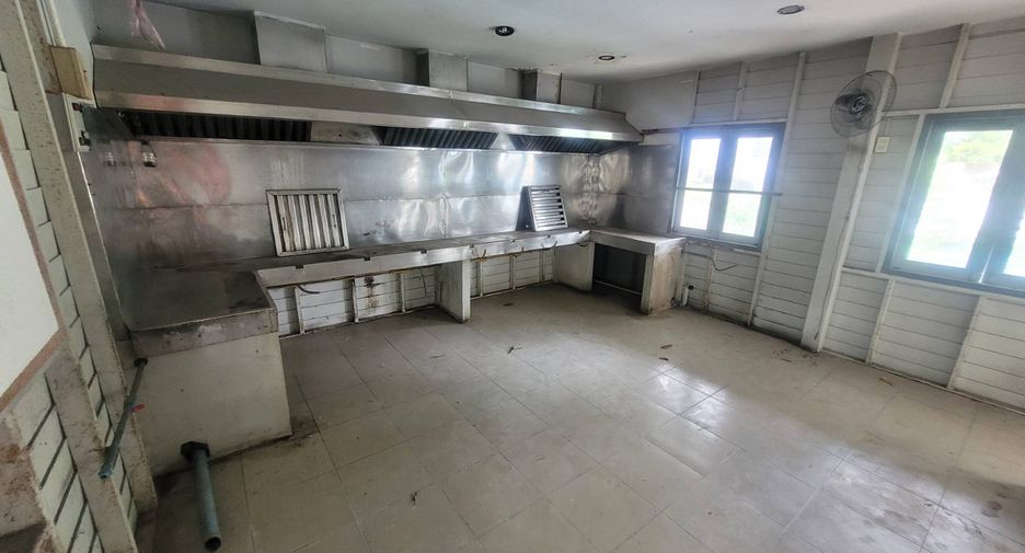 For rent 5 ベッドルーム house in Watthana, Bangkok