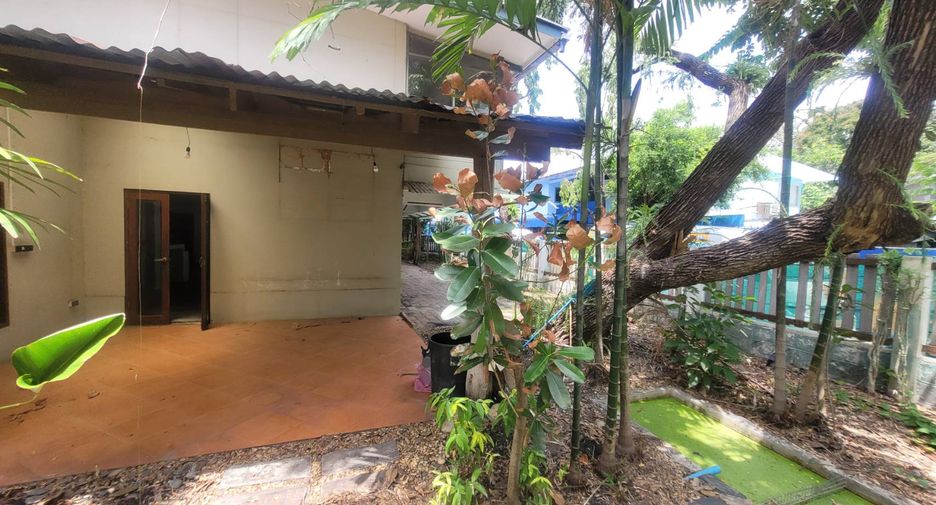 For rent 5 ベッドルーム house in Watthana, Bangkok