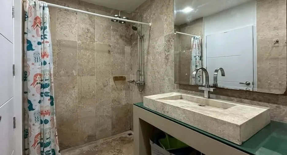 For sale 2 ベッドルーム condo in Bang Lamung, Chonburi