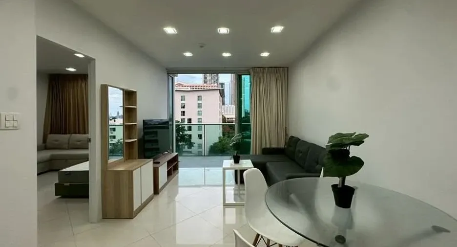 For sale 2 ベッドルーム condo in Bang Lamung, Chonburi