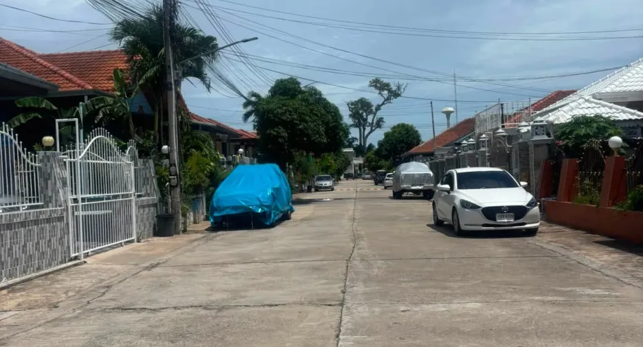 Haus zum Kauf mit 3 Zimmer in Bang Lamung, Chonburi