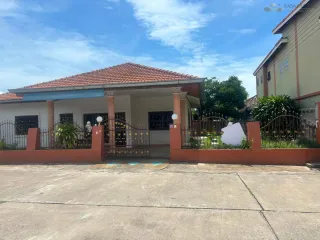 Haus zum Kauf mit 3 Zimmer in Bang Lamung, Chonburi