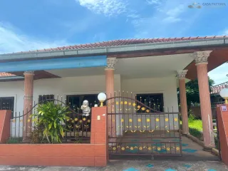 Haus zum Kauf mit 3 Zimmer in Bang Lamung, Chonburi